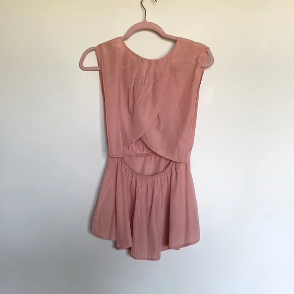 Open-Back Top - Picture 3 of 3